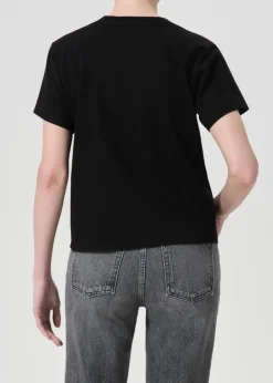 Online - Jones T-Shirt - Black Crop Tops
