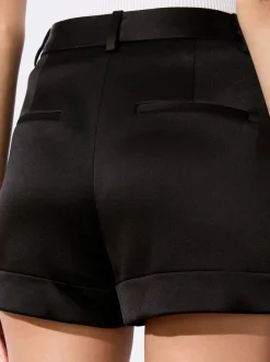 Hot - Conry Cuff Short - Black Shorts