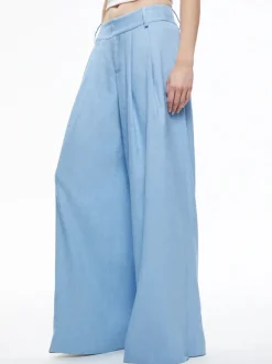 Clearance Alice. + Olivia - Scarlet Wide Leg Flare Pant - Chambray Flare | Pants