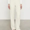 Fashion - Crepe Everywhere Pant - Cream Pants
