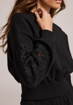 Fashion - Arabella Lace Combo Sweatshirt - Black Sweaters & Knits