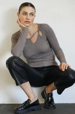 Hot - Rune Faux Leather Pant - Black Pants