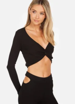 Hot - Jory L/S Front Twist Top - Black Crop Tops
