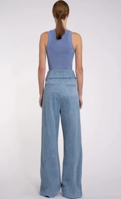 Online - Eve Crop - Blue Crop Tops