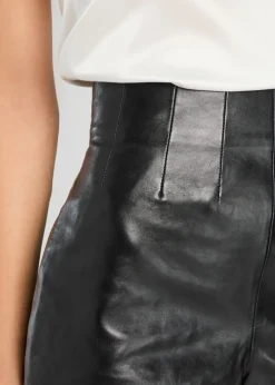 Best - Aubreen Leather Short - Black Shorts