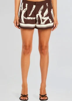 Online - Cruise Pleated Short - Coconut Script Shorts